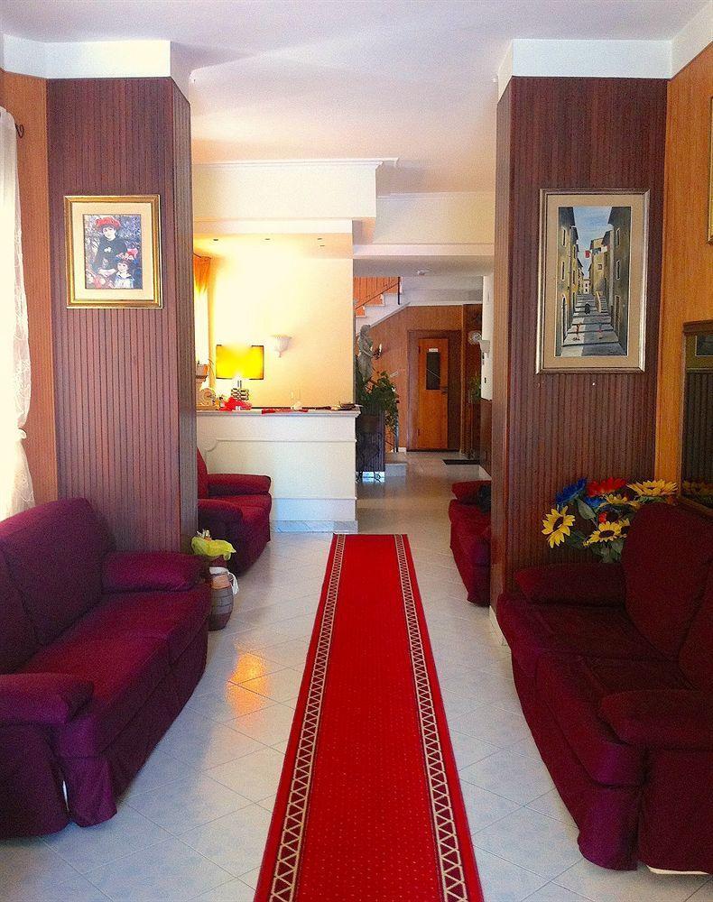 Hotel Eliseo 菲乌吉 外观 照片