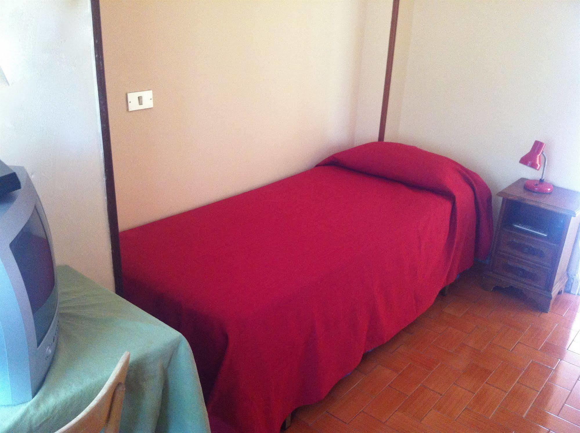 Hotel Eliseo 菲乌吉 外观 照片
