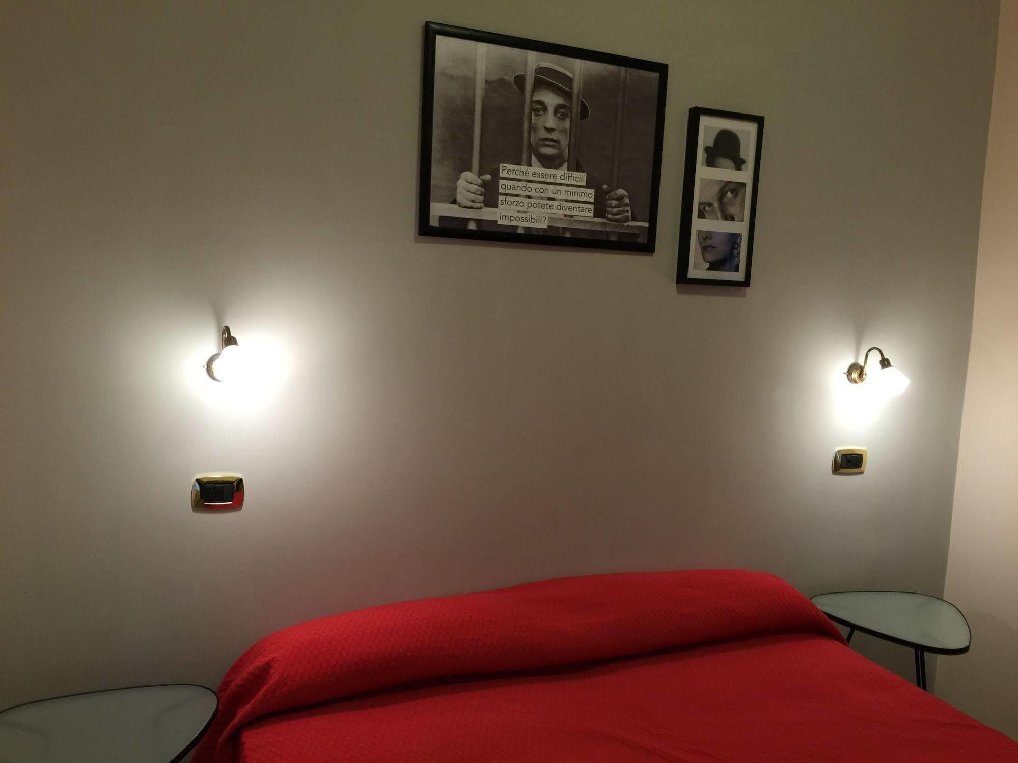 Hotel Eliseo 菲乌吉 外观 照片